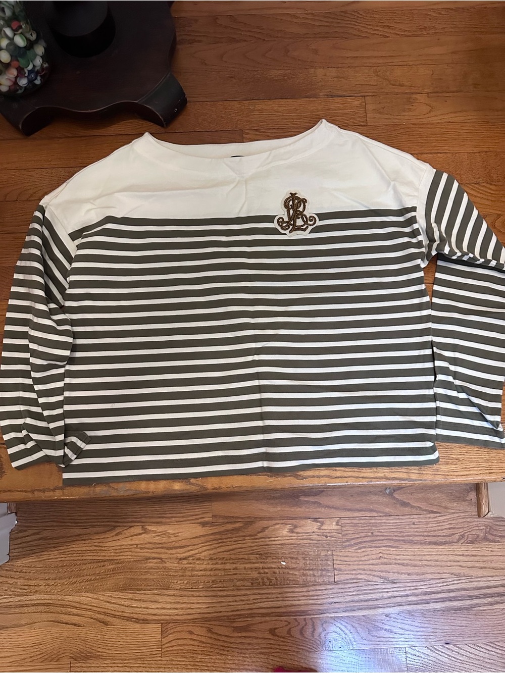 Women’sOlive & White Striped Long-Sleeve Top